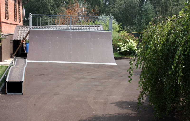 Скейт-парк в Рузском районе, поселок Павшино, МО