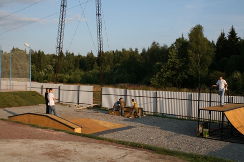 Скейтпарк в коттеджном поселке "Финская деревня"