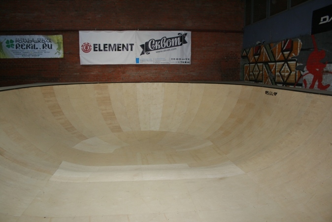 Пул в скейт-парке Адреналин, г.Москва