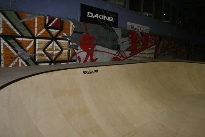 Пул в скейт-парке Адреналин, г.Москва