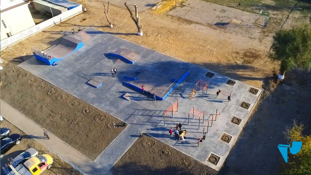 Скейт парк и воркаут площадка в Тамани