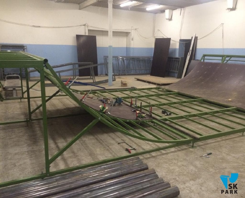 Металлический каркас vs деревянный, что выбрать?