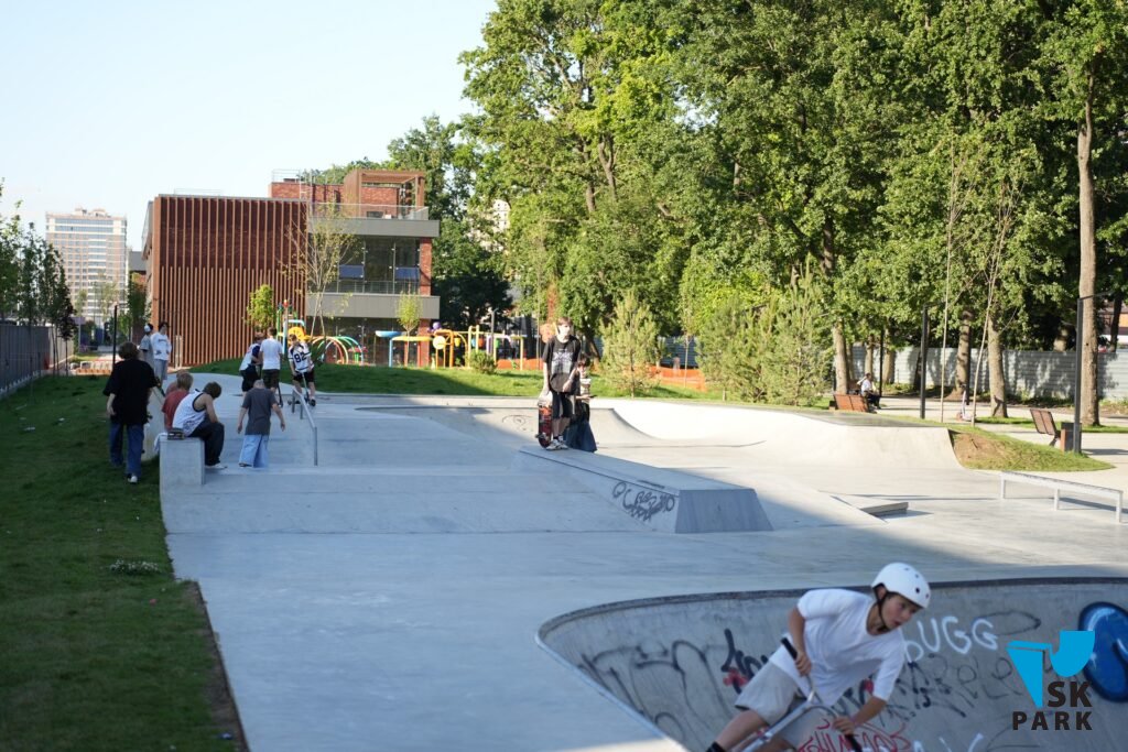 Новый бетонный скейт парк в Краснодаре, ЖК Самолет-6